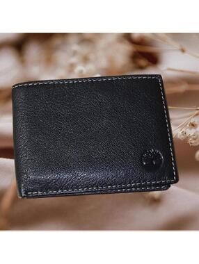 Timberland Men’s Black Leather Bi-Fold Wallet